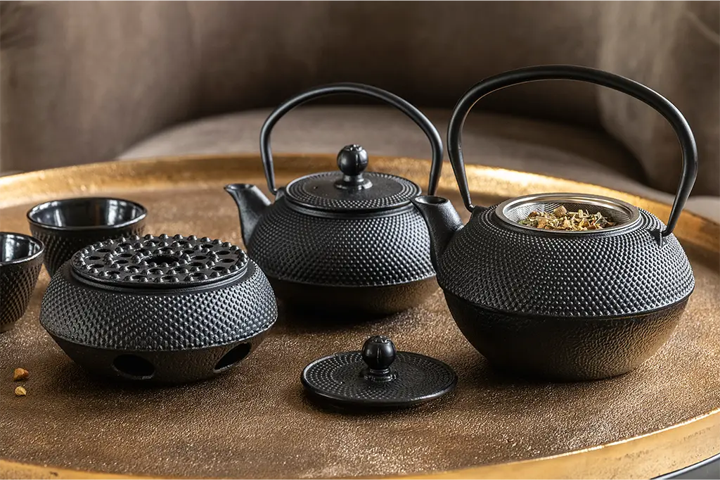 Kaffee und Tee - Okagane Teekanne